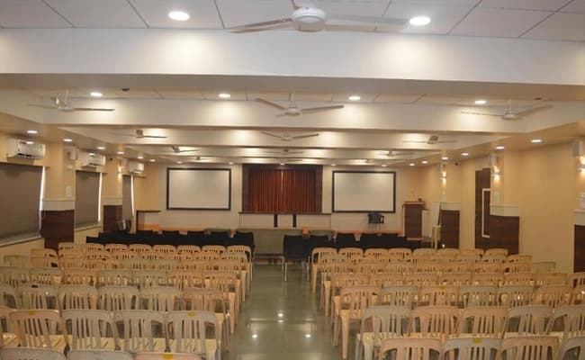 RIIM, Pune Classroom 2.webp