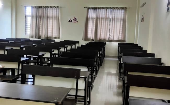 RNTU, Bhopal Classroom 2.webp