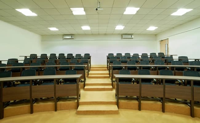 SBS, Ahmedabad Classroom 1.webp