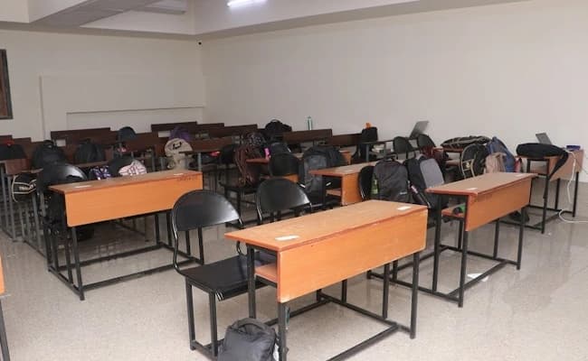 SBS, Mumbai Classroom 3.webp