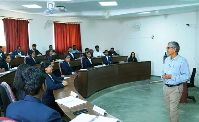 SGI, Hyderabad Classroom 1.webp