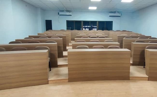 SOU, Ahmedabad Classroom 2.webp