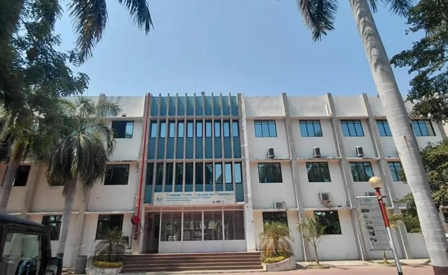 SPEC, Bakroli Gallery 5.webp