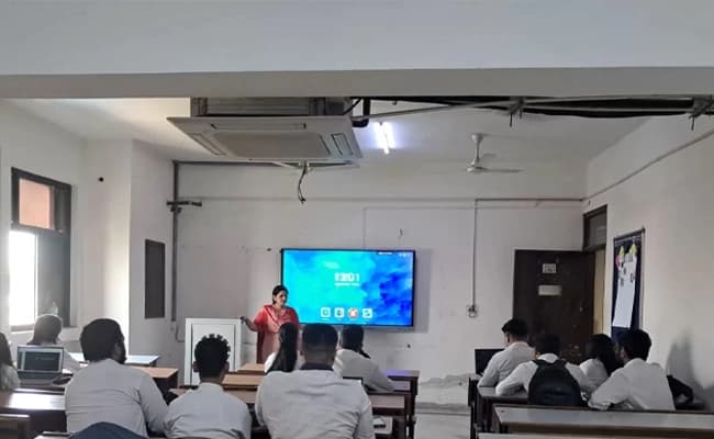 TIAS, Delhi Classroom 4.webp