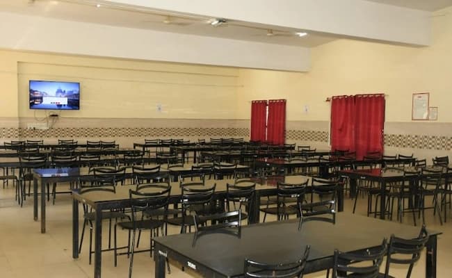 XIME Bangalore Cafeteria 1.webp