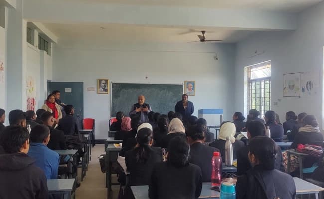 YBN University, Ranchi Classroom 2.webp