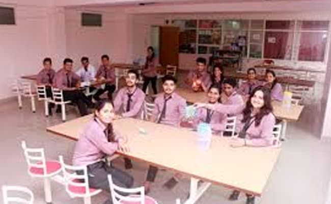 abhilashi-university-au-classroom-0001-layer-2-classroom