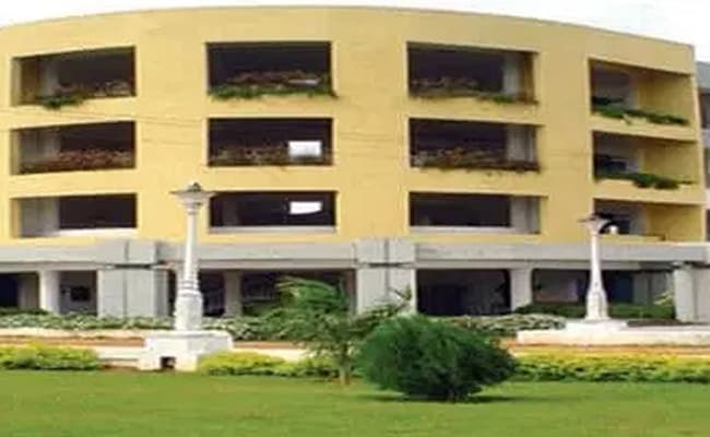 achariya-college-of-engineering-technology-acet-infrastructure-0004-layer-1-infrastructure