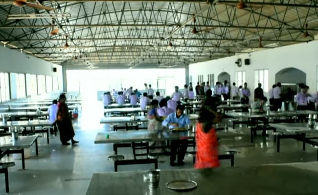 aditya-engineering-college-aec-0004-class1-classroom