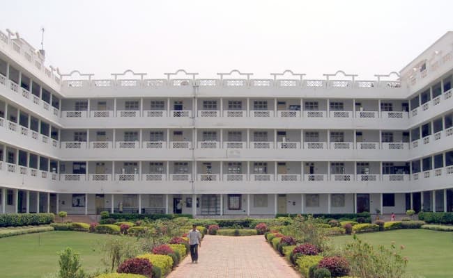 aditya-engineering-college-aec-0007-infra3-infrastructure