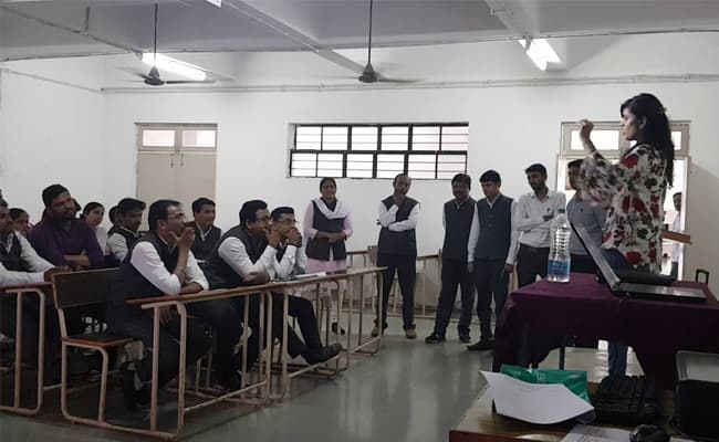 anuradha-engineering-college-classroom-0000-layer-9-classroom