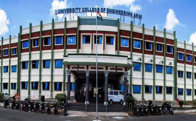 arni-university-infrastructure-0001-layer-4-infrastructure