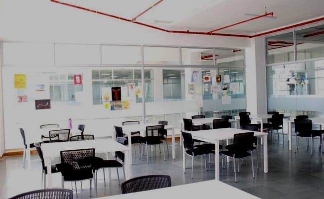 avantika-university-1-classroom