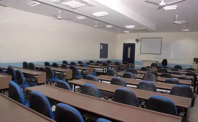 aviakul-aviation-academy-0000-class4-classroom-2