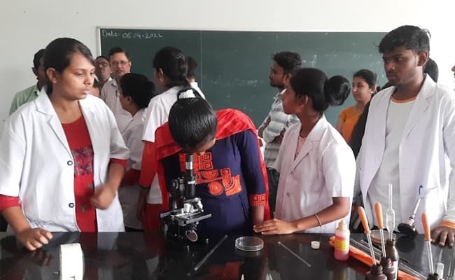 ballarpur-institute-of-technology-bit-classroom-0001-layer-2-classroom