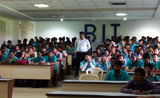 ballarpur-institute-of-technology-bit-classroom-0002-layer-1-classroom