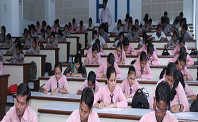 ballarpur-institute-of-technology-bit-classroom-classroom