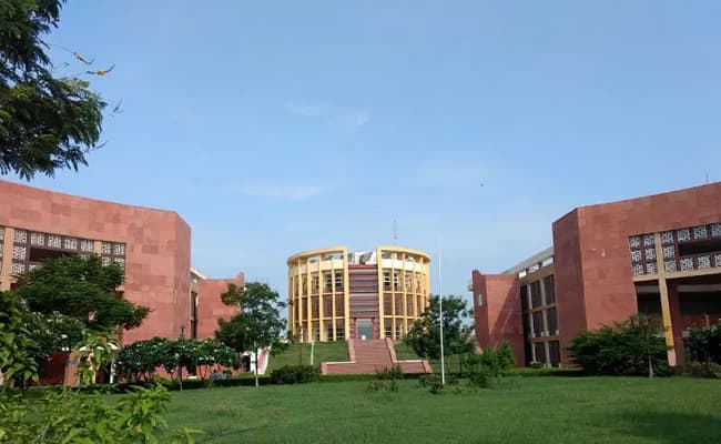 beena-mahavidhyalaya-0005-layer-5-infrastructure