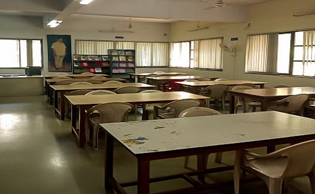 bharati-vidyapeeth-college-of-engineering-bvcoe-navi-mumbai-0004-class2-classroom