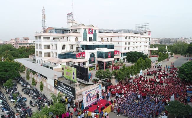 biyani-group-of-colleges-0001-layer-2-infrastructure