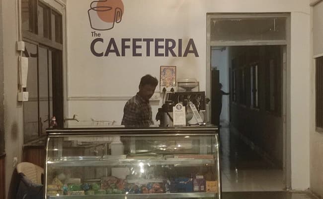 cafeteria-1-cafeteria-28