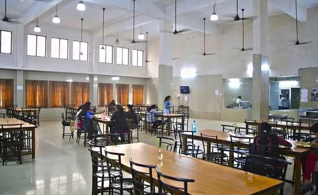 cafeteria-2-cafeteria-56