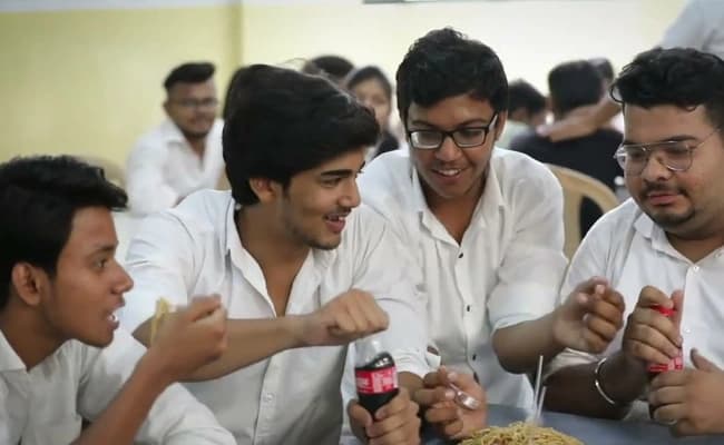 cafeteria-2-cafeteria-57
