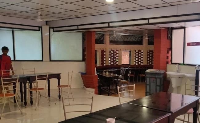 cafeteria-2-cafeteria-64