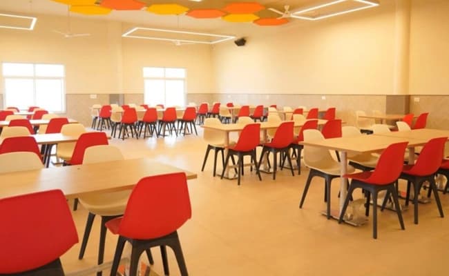 cafeteria-2-cafeteria-74