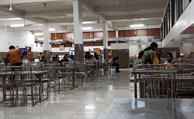 cafeteria-3-cafeteria-44