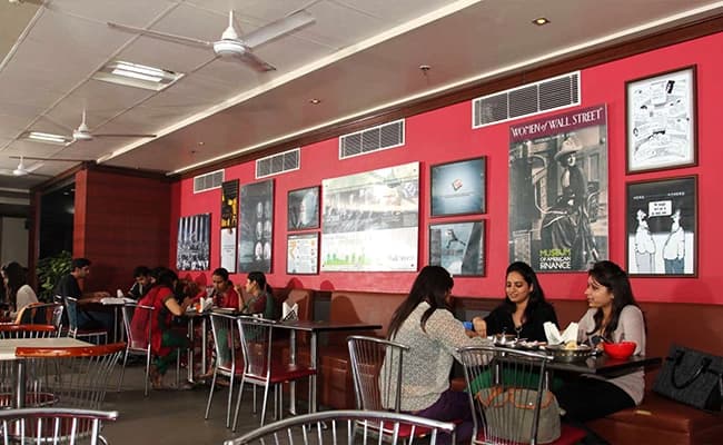 cafeteria2-cafeteria-21