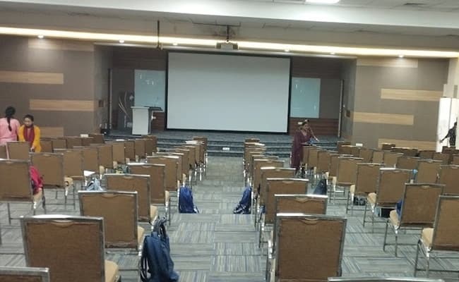clas2-classroom