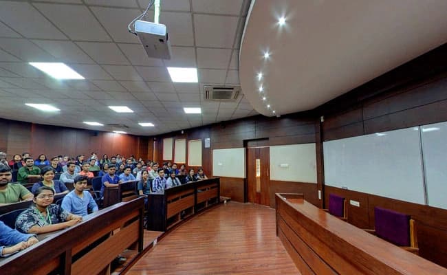 class2-classroom-17