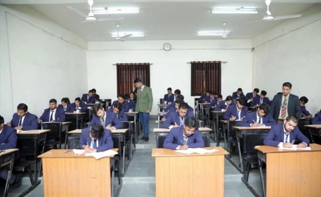class2-classroom-22