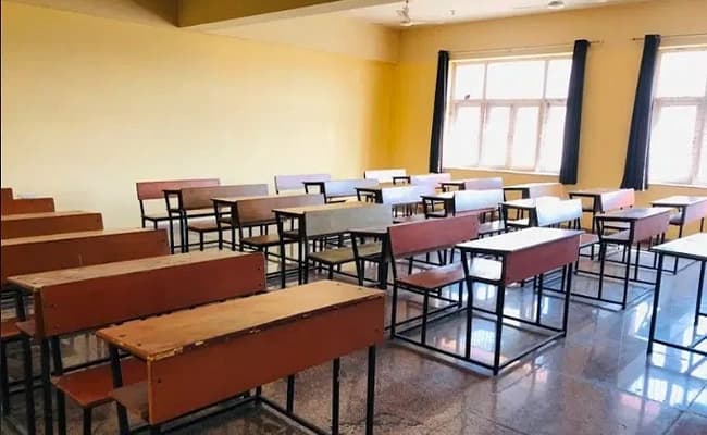 class2-classroom-31