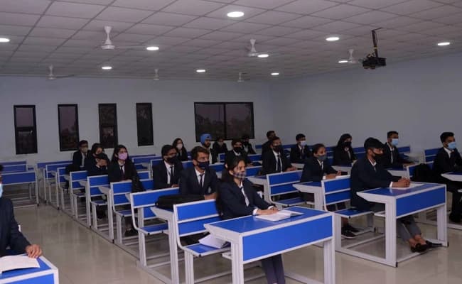 class4-classroom-19