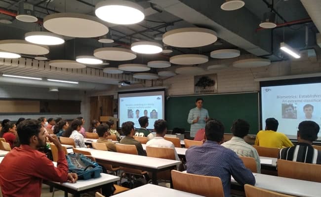 classroom-1-classroom-32