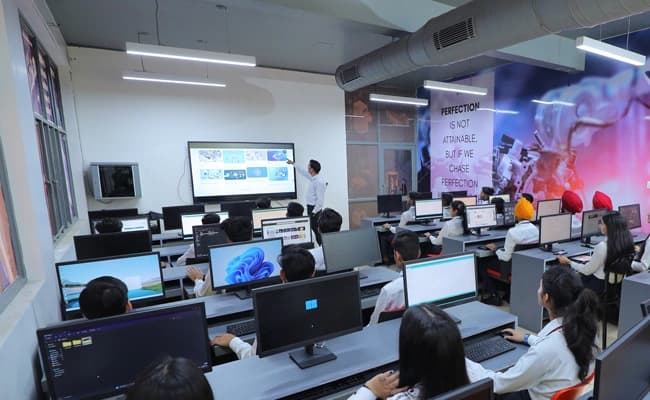 classroom-1-classroom-82
