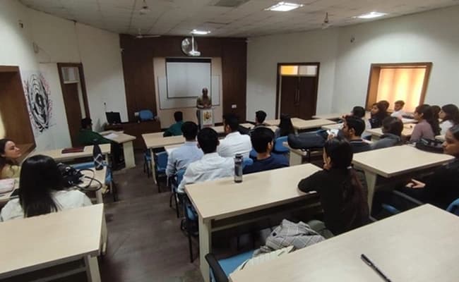 classroom-2-classroom-11