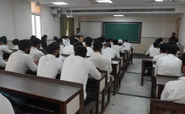 classroom-2-classroom-52