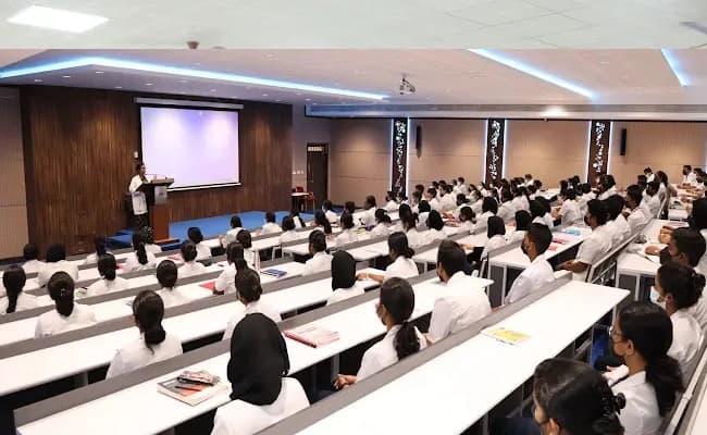 classroom-3-classroom-100
