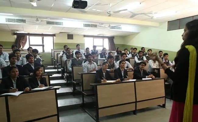 classroom-3-classroom-38