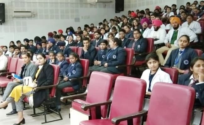 classroom-3-classroom-70