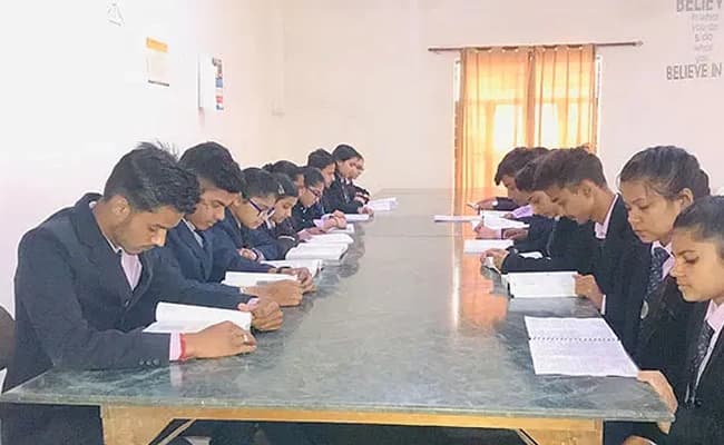 classroom1-classroom-31