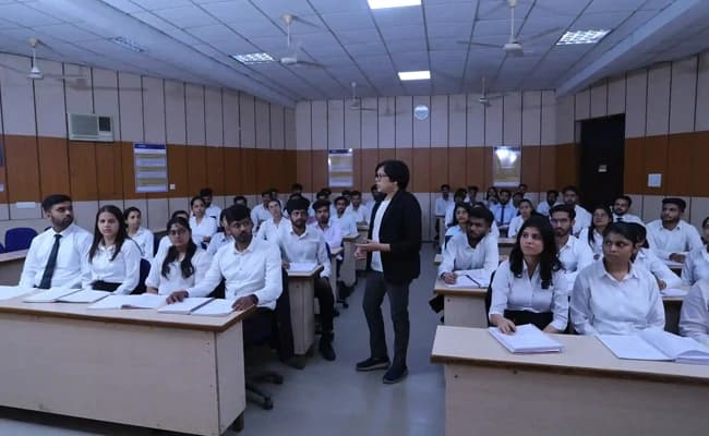 classroom2-classroom-9