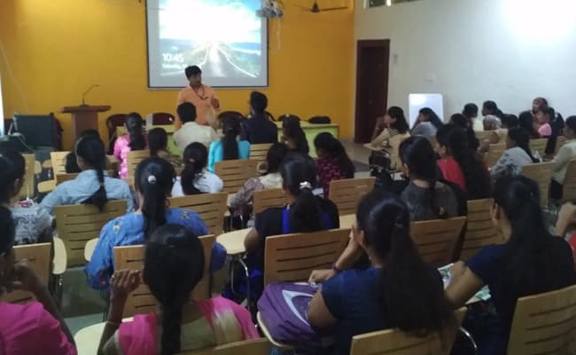 college-of-engineering-osmanabad-classroom-0000-layer-4-classroom
