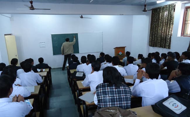 dr-0002-layer-3-classroom