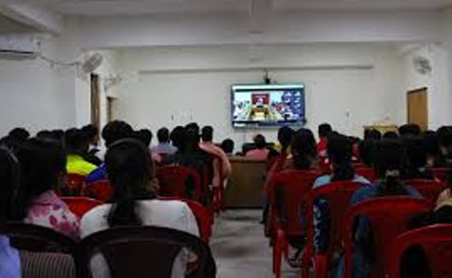 eklavya-university-classroom-0001-layer-3-classroom