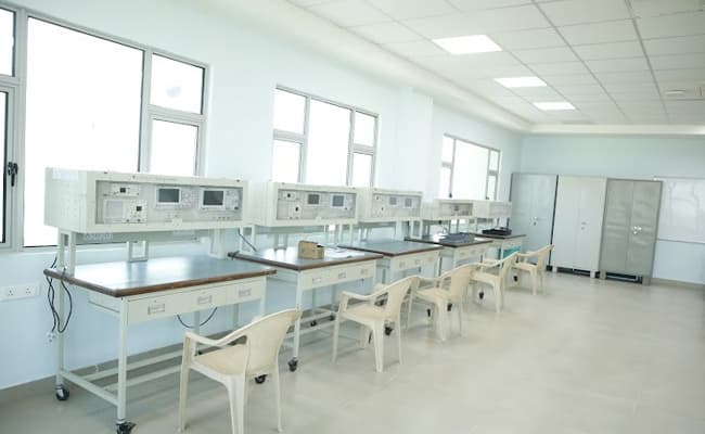 gallery-0007-lab1-lab