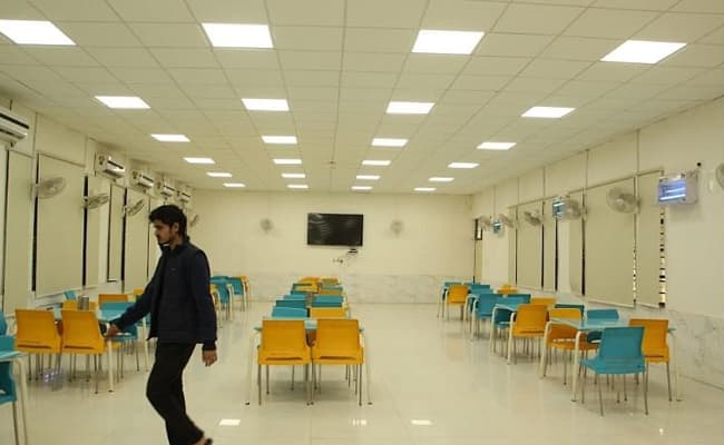 gallery-0012-cafeteria3-cafeteria-63